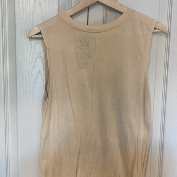 EUC Word of Mouth cream coloured screen print tank. Size medium - Picture 5 of 5